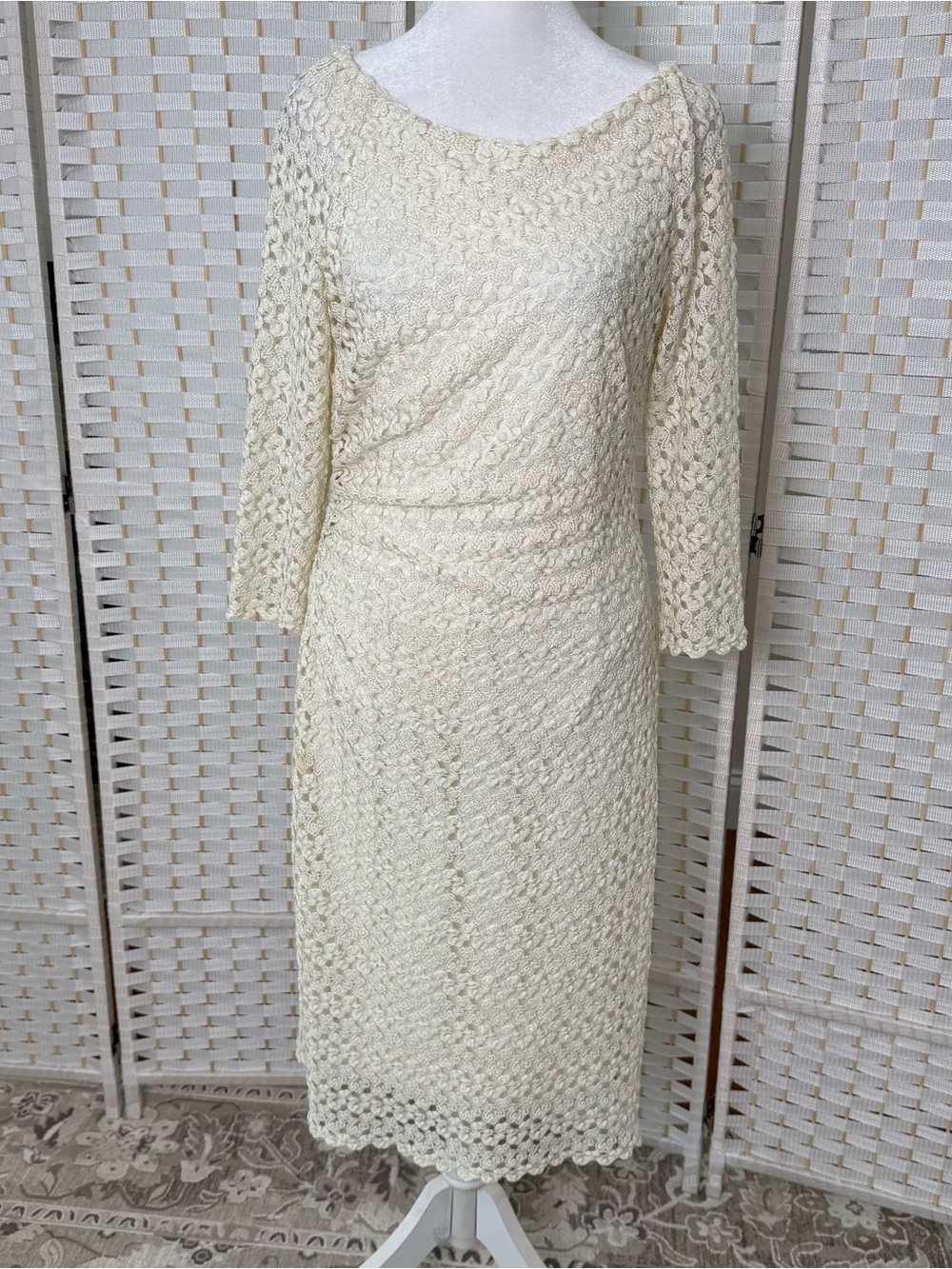 Jessica Howard Laced dress